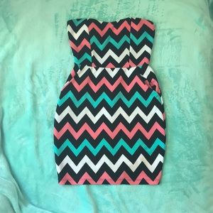 Strapless Chevron Dress with Pockets!